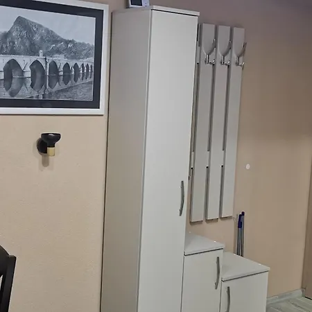 Tarska Svitanja Apartamento *