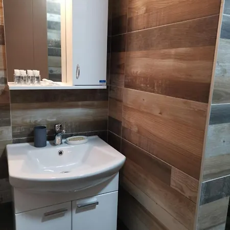 Tarska Svitanja Mitrovac